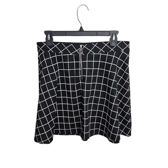 Joe B Black & White Checkered A-Line Elastic Waist Mini Skirt Size Large - Picture 1 of 4